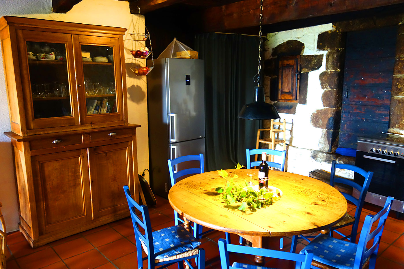 Küche im ökologischen Ferienhaus in der Ardèche