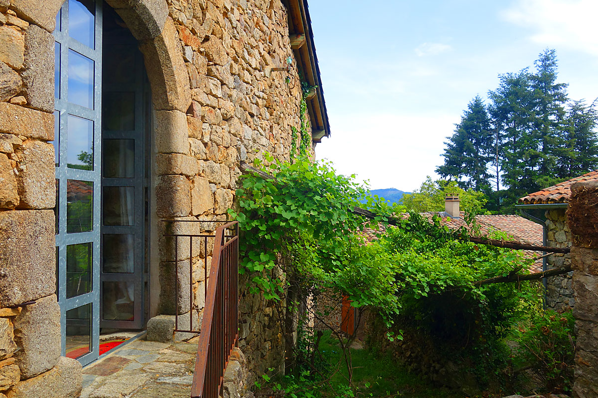 Öko-Ferienwohnung in der Nähe der Wildwasserflüsse Ardèche, Beaume und Chassezac